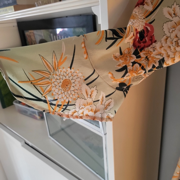 Floral Maxi Wrap Dress - Green - Picture 3 of 8